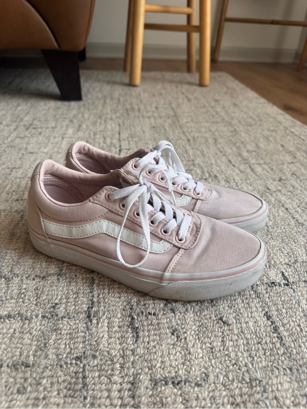 Vans Old Skool light pink size 7 women’s - Picture 1 of 6
